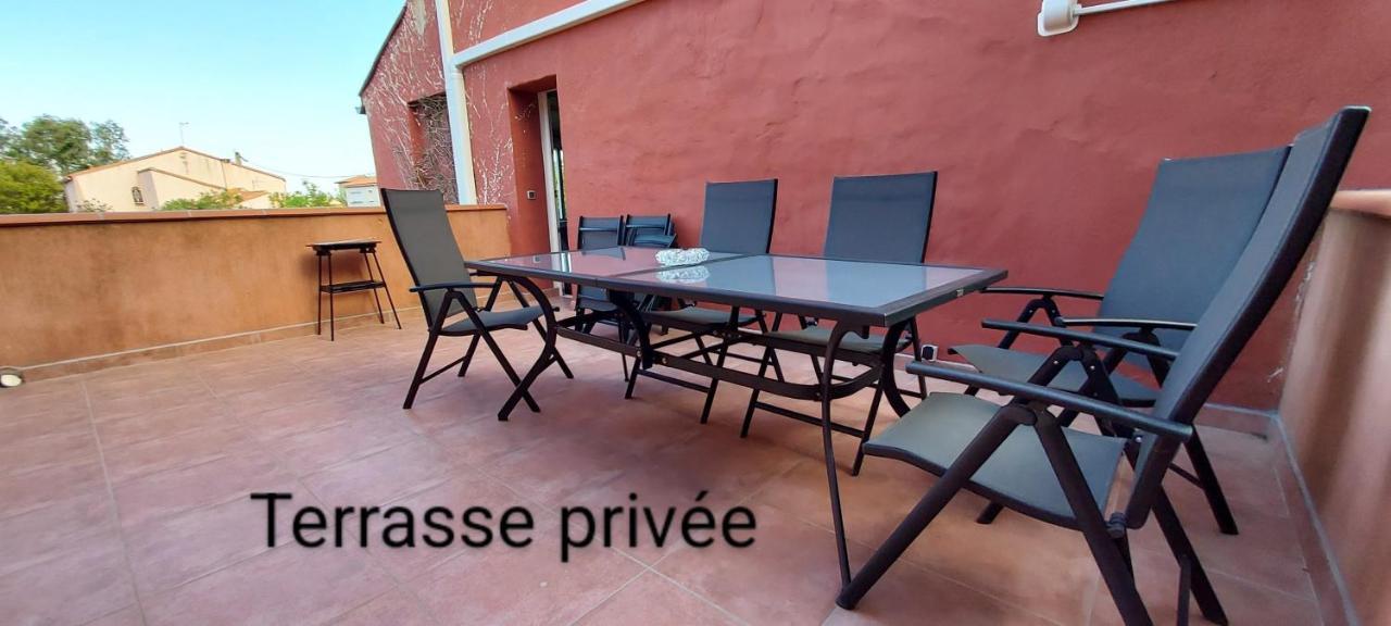 Le Barcares Logement Climatise Pour 6 Personnes, Draps Et Serviettes Non Fournis Air-Conditioned Accommodation For 6 People, Sheets And Towels Not Provided Alojamiento Con Aire Acondicionado Para 6 Personas, Sabanas Y Toallas No Incluidas Exteriér fotografie