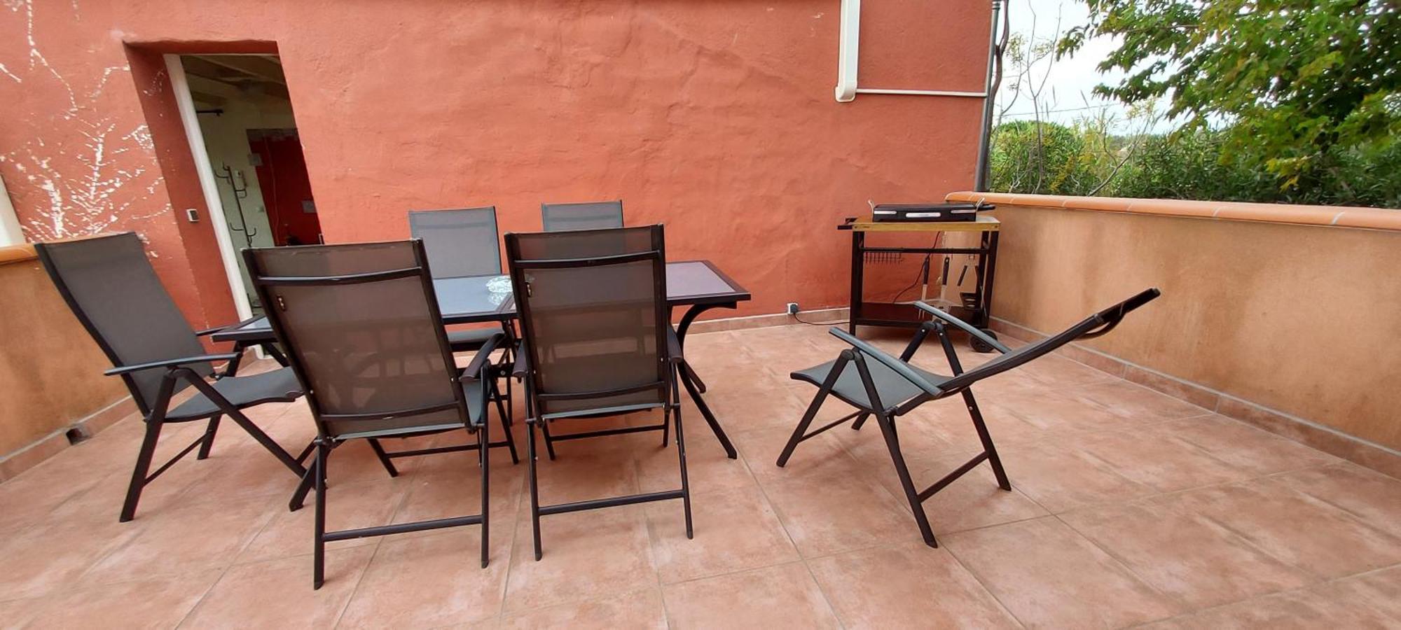 Le Barcares Logement Climatise Pour 6 Personnes, Draps Et Serviettes Non Fournis Air-Conditioned Accommodation For 6 People, Sheets And Towels Not Provided Alojamiento Con Aire Acondicionado Para 6 Personas, Sabanas Y Toallas No Incluidas Exteriér fotografie