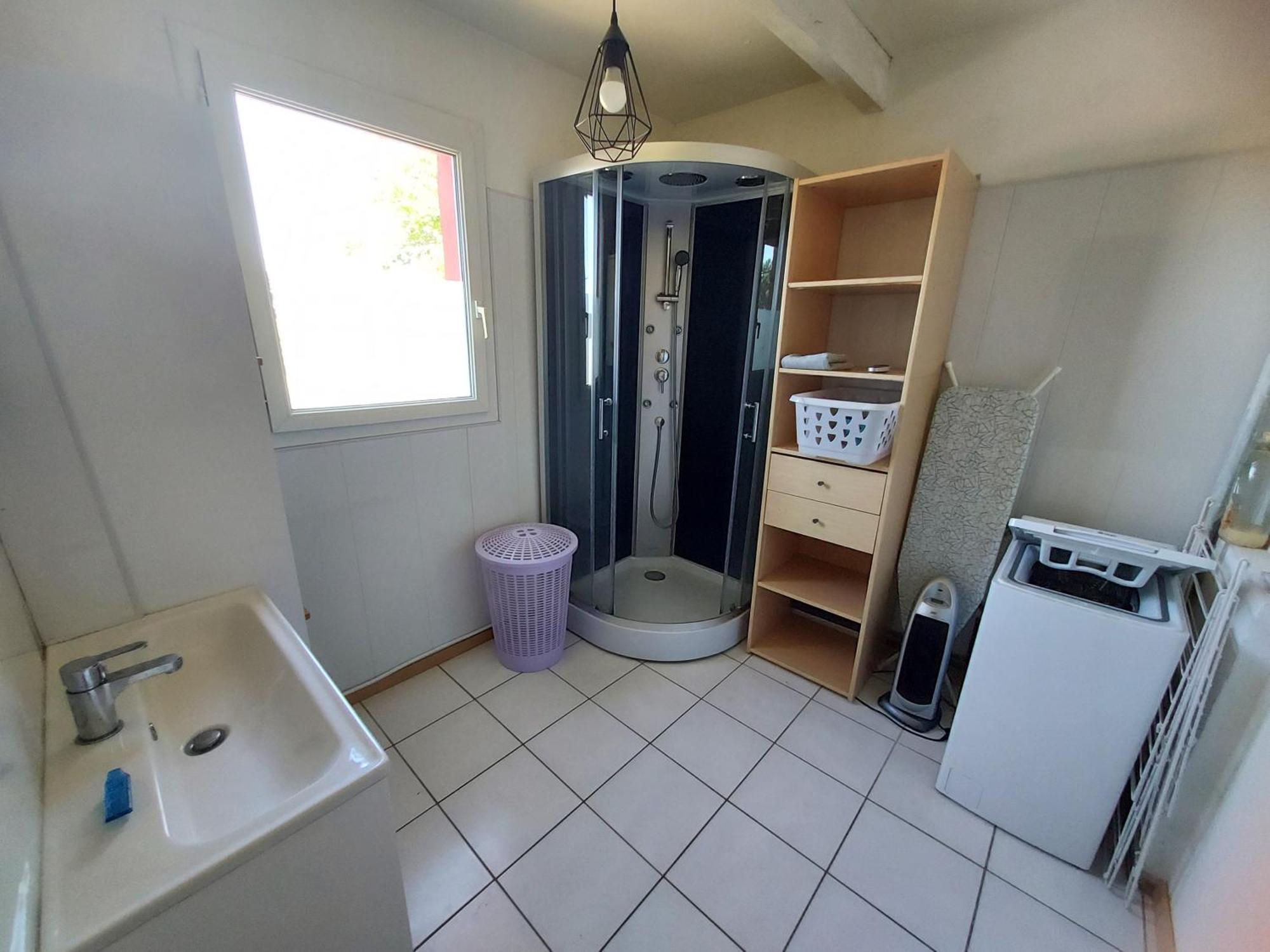 Le Barcares Logement Climatise Pour 6 Personnes, Draps Et Serviettes Non Fournis Air-Conditioned Accommodation For 6 People, Sheets And Towels Not Provided Alojamiento Con Aire Acondicionado Para 6 Personas, Sabanas Y Toallas No Incluidas Exteriér fotografie